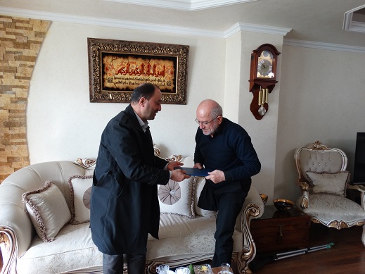 دیدار دکتر آل هاشم و جمعی از پرسنل امور عشایر استان با جانباز گرانقدر مهندس حاج نقی رمیتی