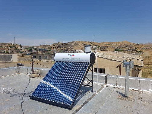 نصب آبگرمکن خورشیدی در مناطق عشایری