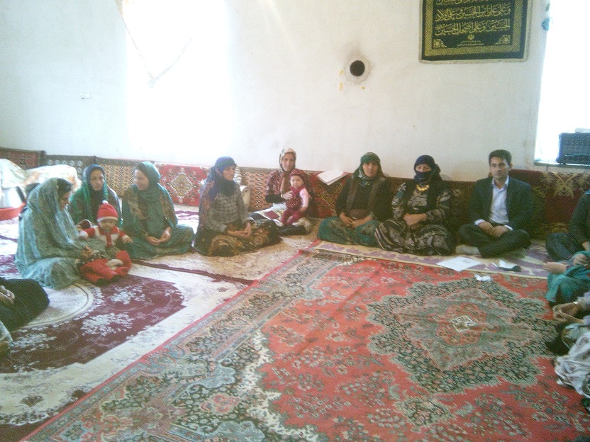 اعطای تسهیلات خرد به اعضای صندوق خرد زنان عشایری دارچین شهرستان کلیبر