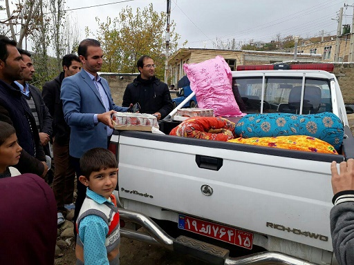 ارسال کمک های مردمی عشایر شهرستان کلیبر به مناطق زلزله زده کرمانشاه